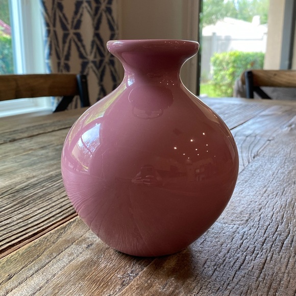 Vintage 1980s Haeger Pottery Salmon Pink Vase
Used - Picture 4 of 8